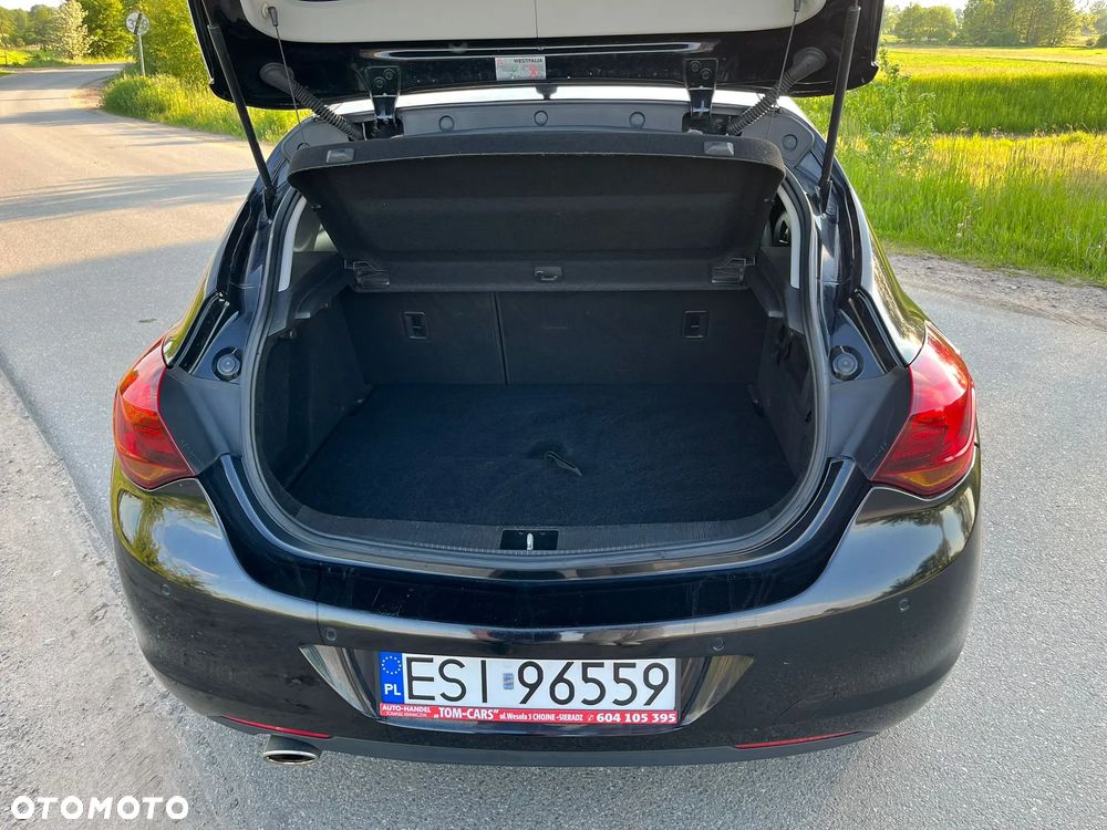 Opel Astra 1.6 Turbo Sport - 12