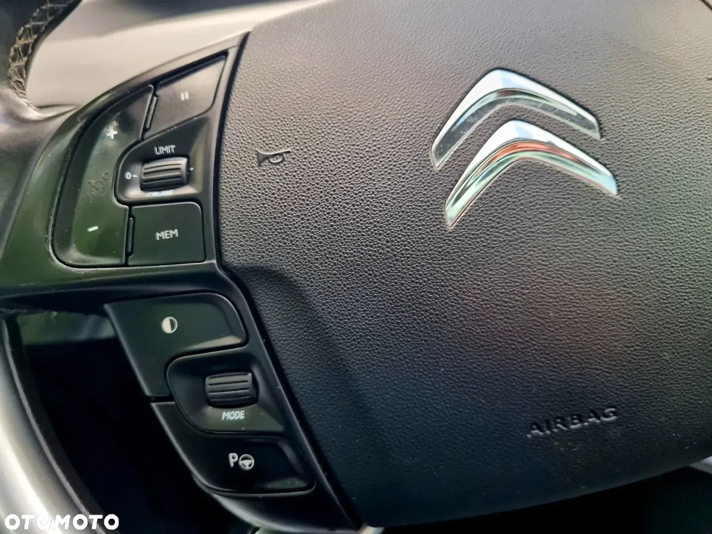 Citroën C4 Grand Picasso BlueHDi 120 Exclusive - 18
