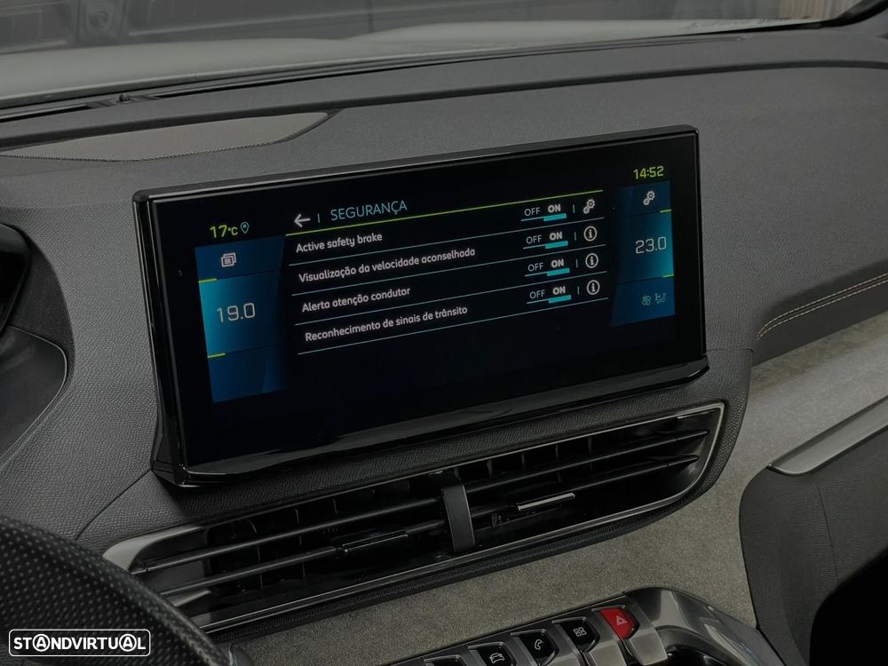 Peugeot 3008 1.6 Hybrid GT Line e-EAT8 - 27