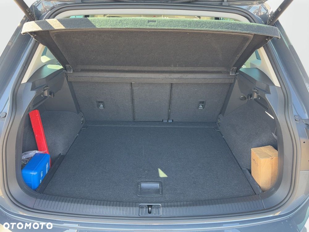 Volkswagen Tiguan - 29