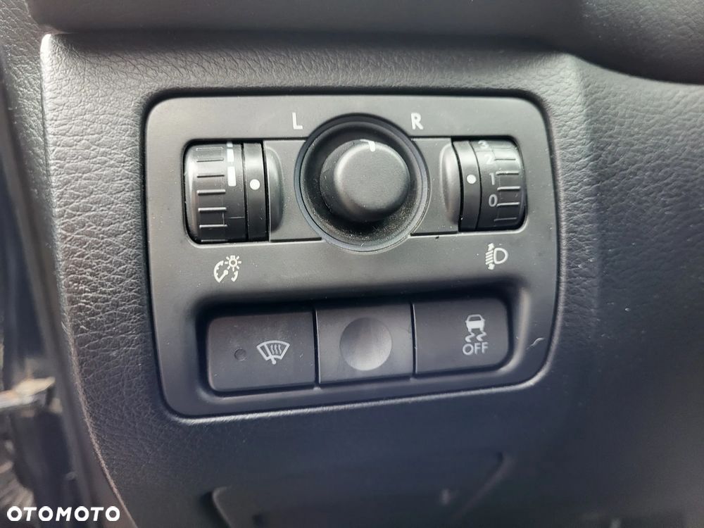 Subaru Legacy 2.5i AT - 17