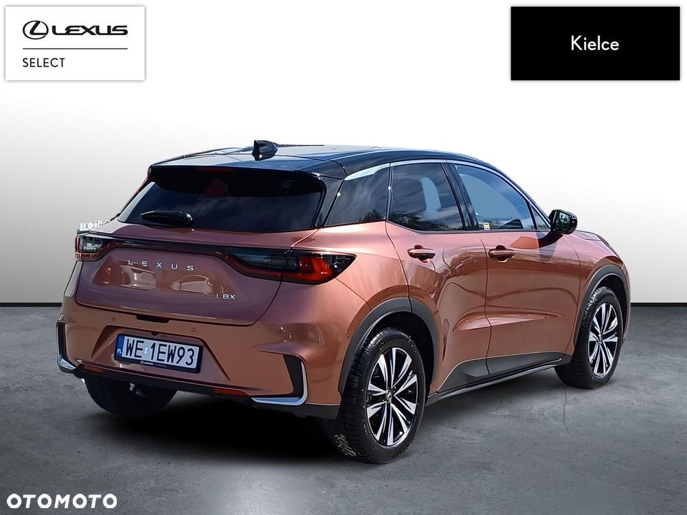 Lexus LBX 1.5 Hybrid Cool AWD - 6