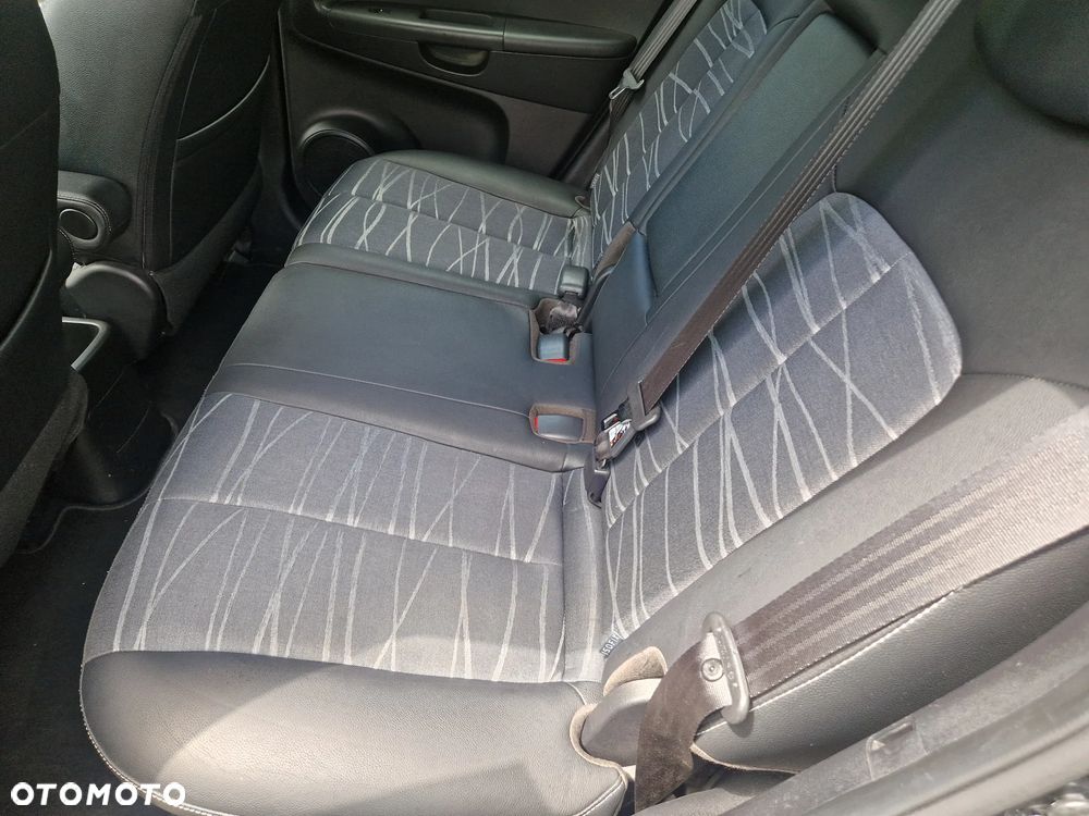 Kia Venga 1.6 CVVT Automatik Titanium Collection - 9