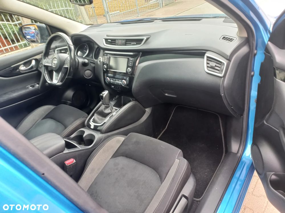 Nissan Qashqai 1.5 dCi DCT TEKNA - 27