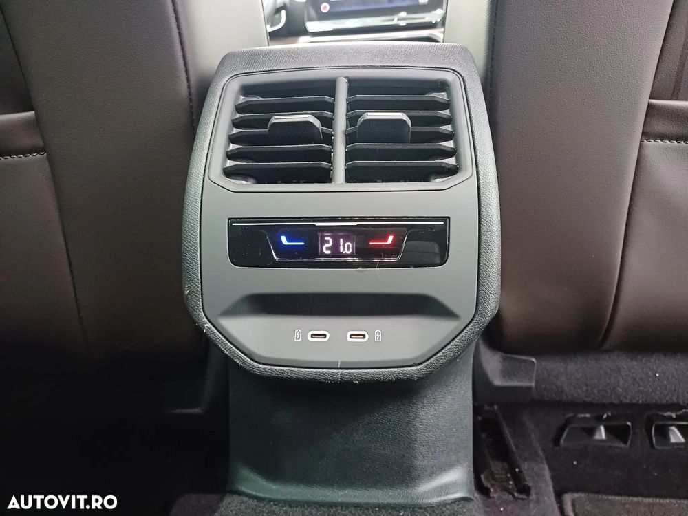 Seat Leon 2.0 TDI DPF DSG Xcellence - 35