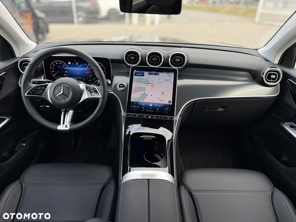 Mercedes-Benz GLC - 17