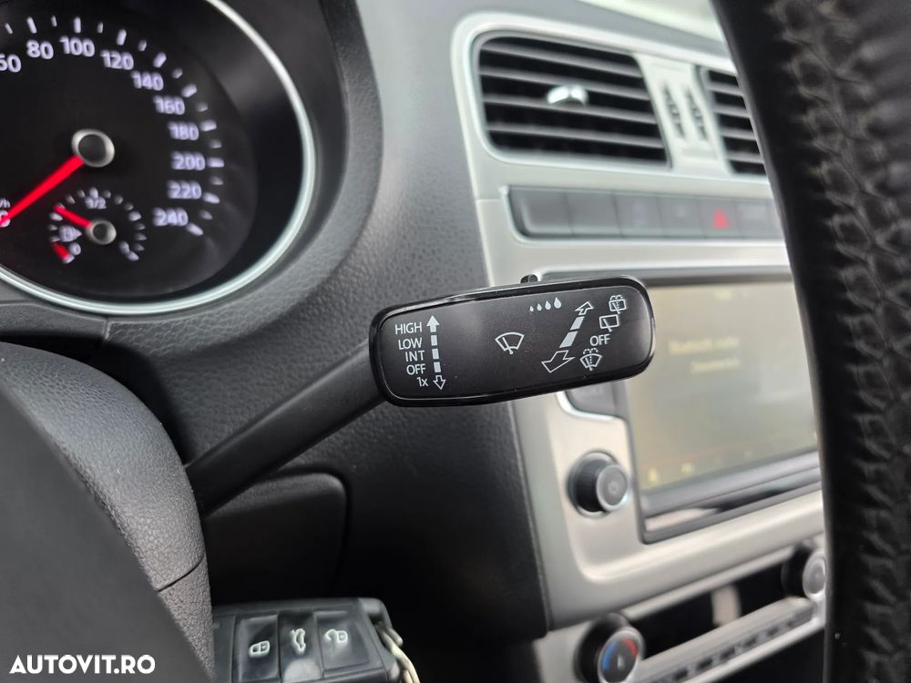 Volkswagen Polo 1.4 TDI Blue Motion Technology Lounge - 27
