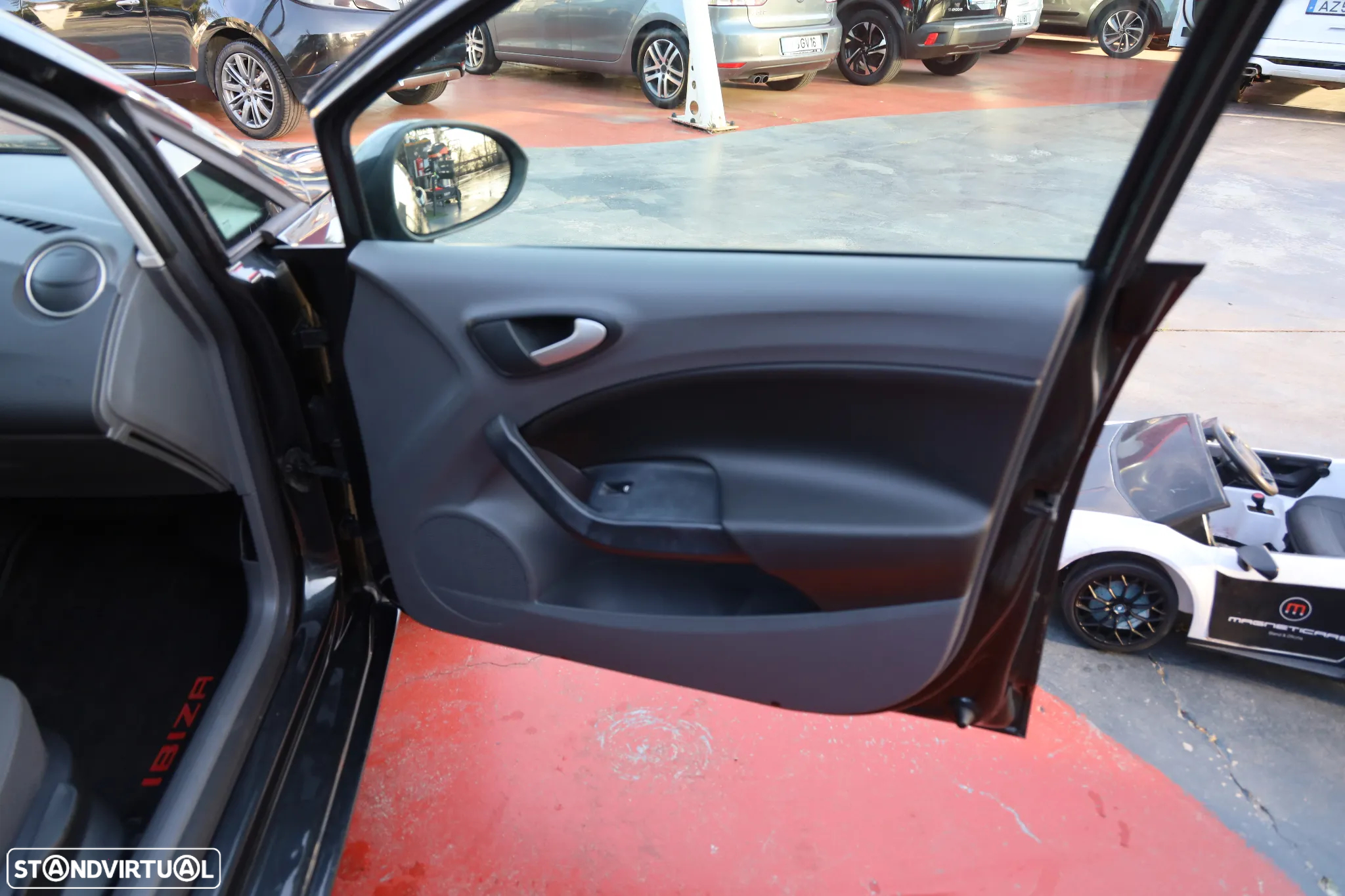 SEAT Ibiza 1.6 TDI Style DPF - 5