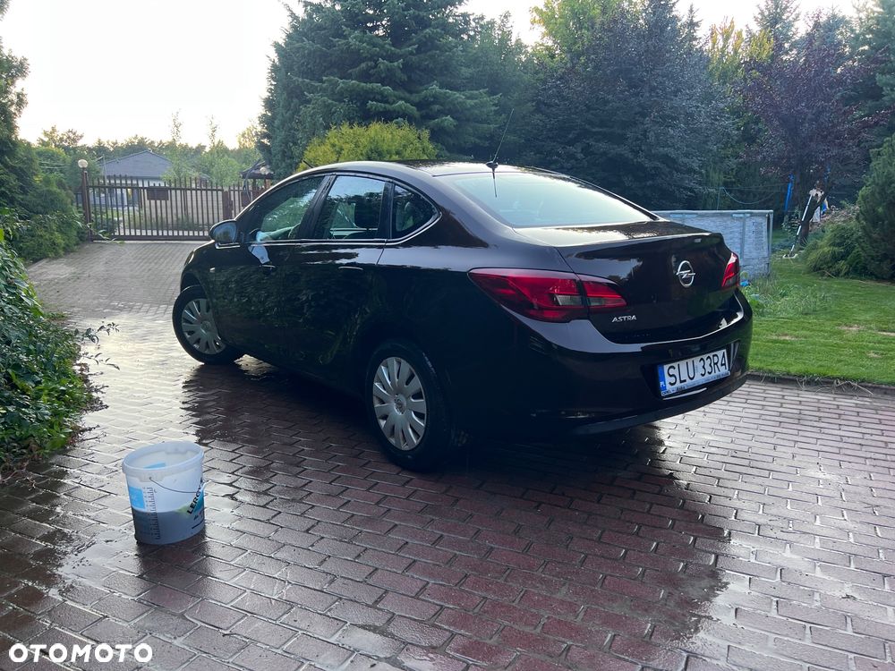 Opel Astra - 10