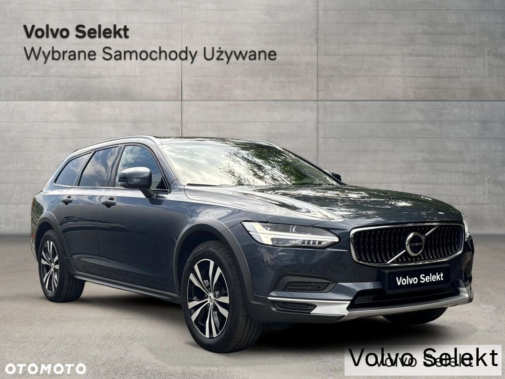 Volvo V90 Cross Country - 9