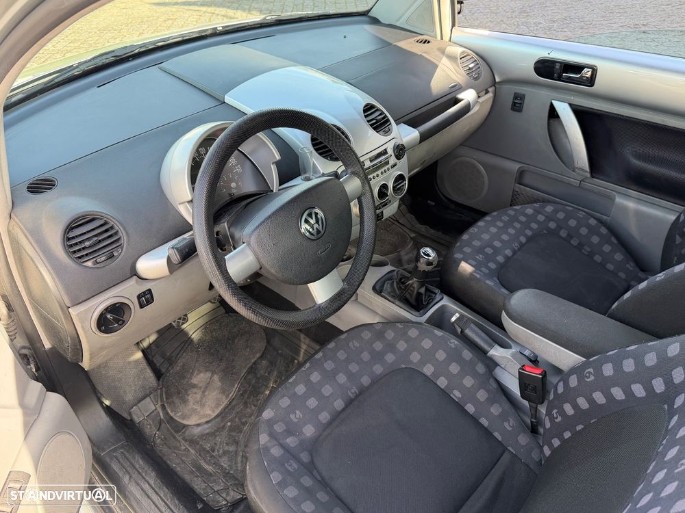 VW New Beetle 1.9 TDi Highline - 12