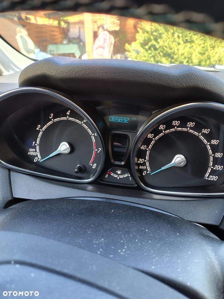 Ford Fiesta 1.0 SYNC Edition - 6