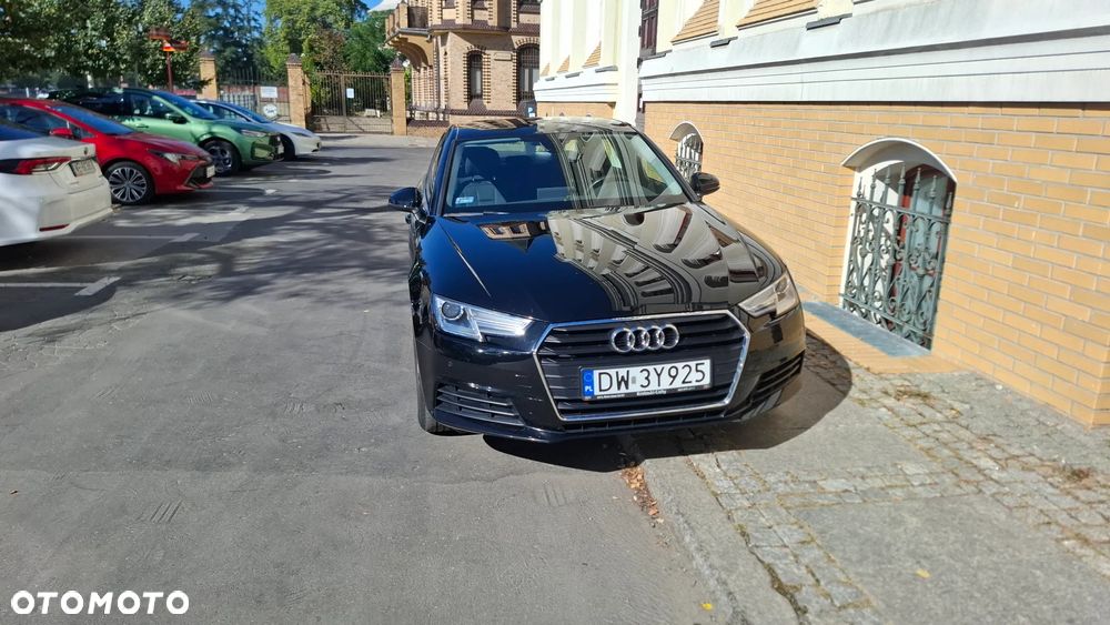 Audi A4 - 5