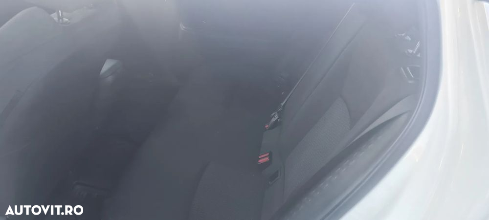 Toyota C-HR - 8
