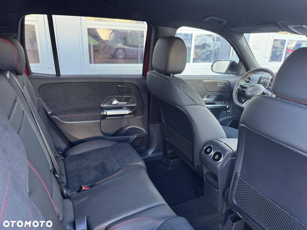 Mercedes-Benz GLB 200 d 4-Matic AMG Line 8G-DCT - 12