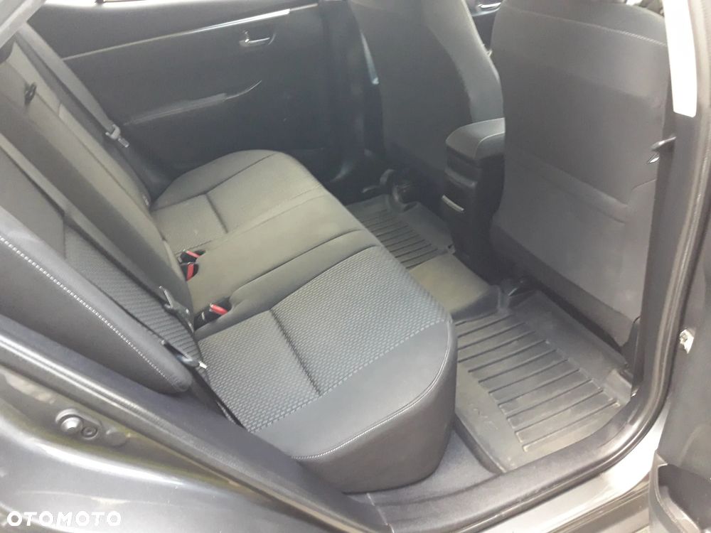 Toyota Corolla - 13