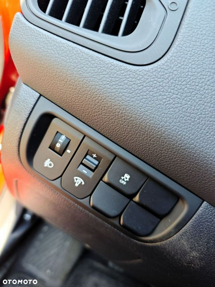 Kia Rio - 20