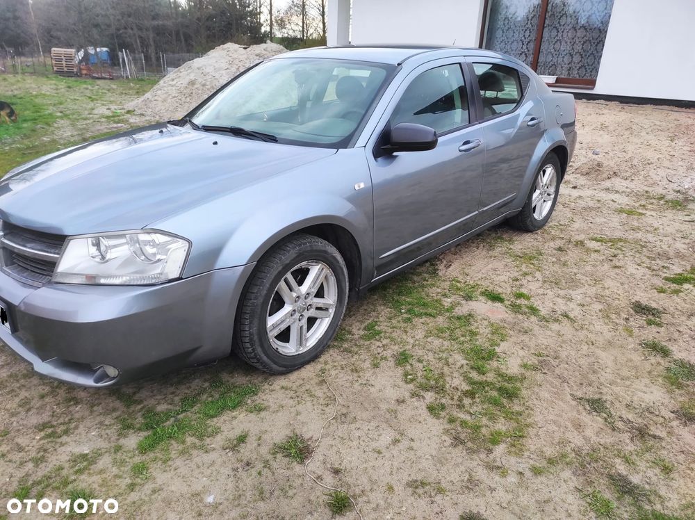 Dodge Avenger - 1