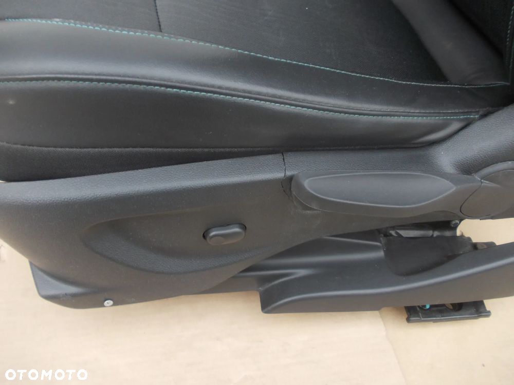 Komplet foteli Chevrolet Trax europa - 24