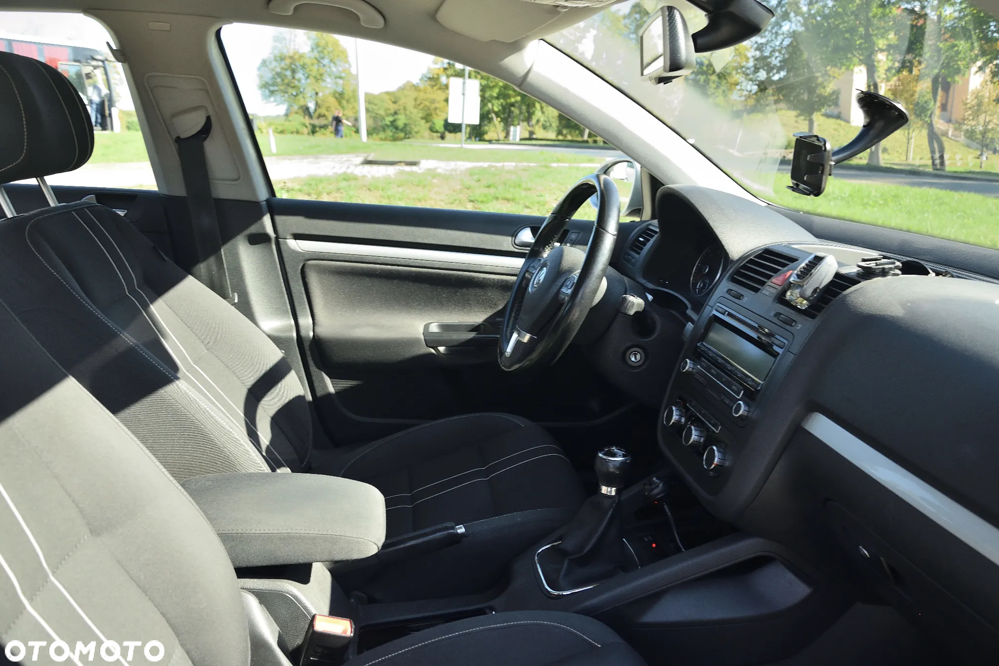 Volkswagen Jetta 1.6 TDI DPF Comfortline - 17