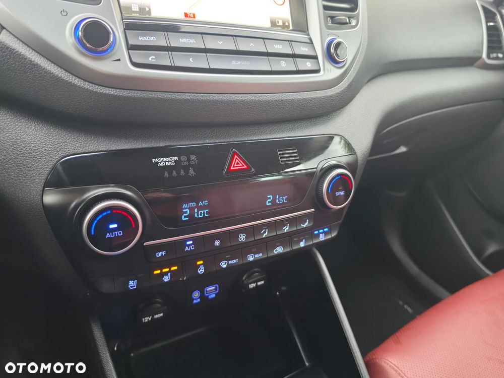 Hyundai Tucson blue 1.7 CRDi 2WD DCT Premium - 26