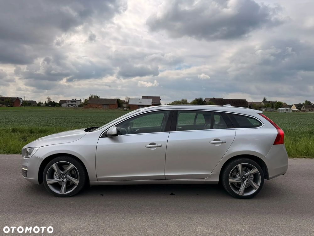 Volvo V60 D3 Kinetic - 3