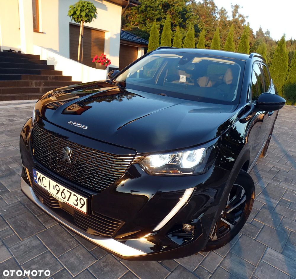 Peugeot 2008 1.2 PureTech Allure S&S EAT8 - 8