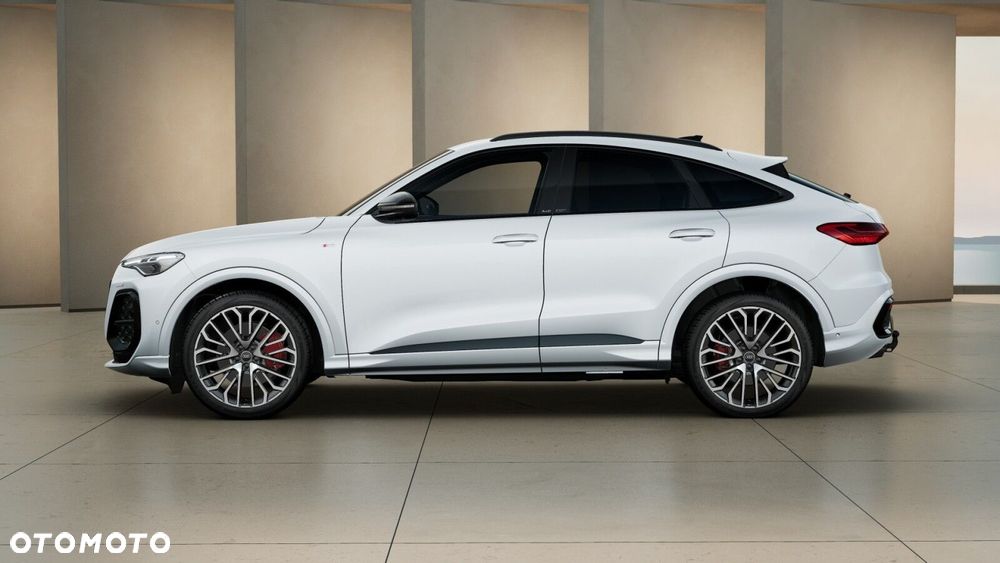 Audi Q5 Sportback - 4