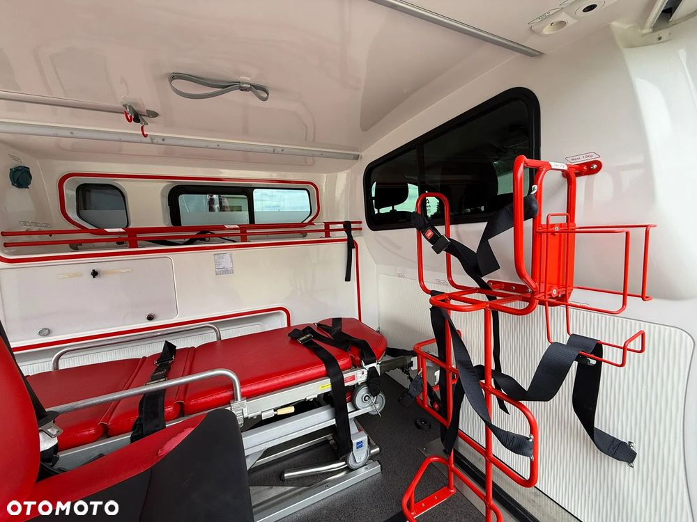 Renault Trafic - 14