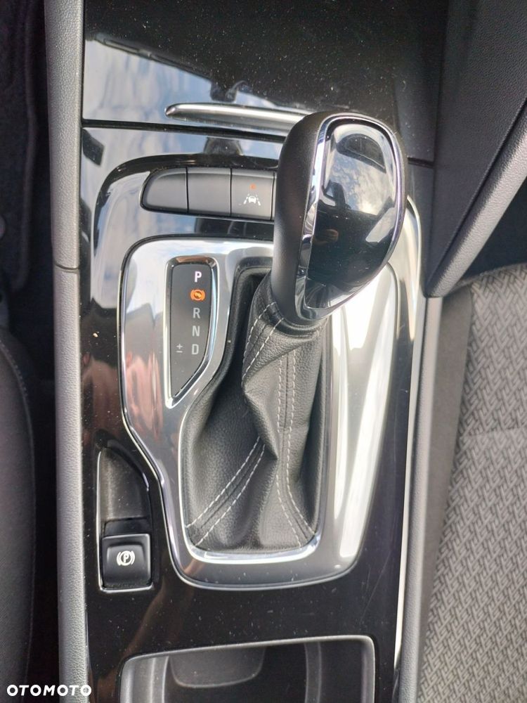 Opel Insignia - 10