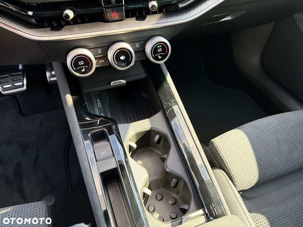 Skoda Superb 2.0 TSI Sportline DSG - 15