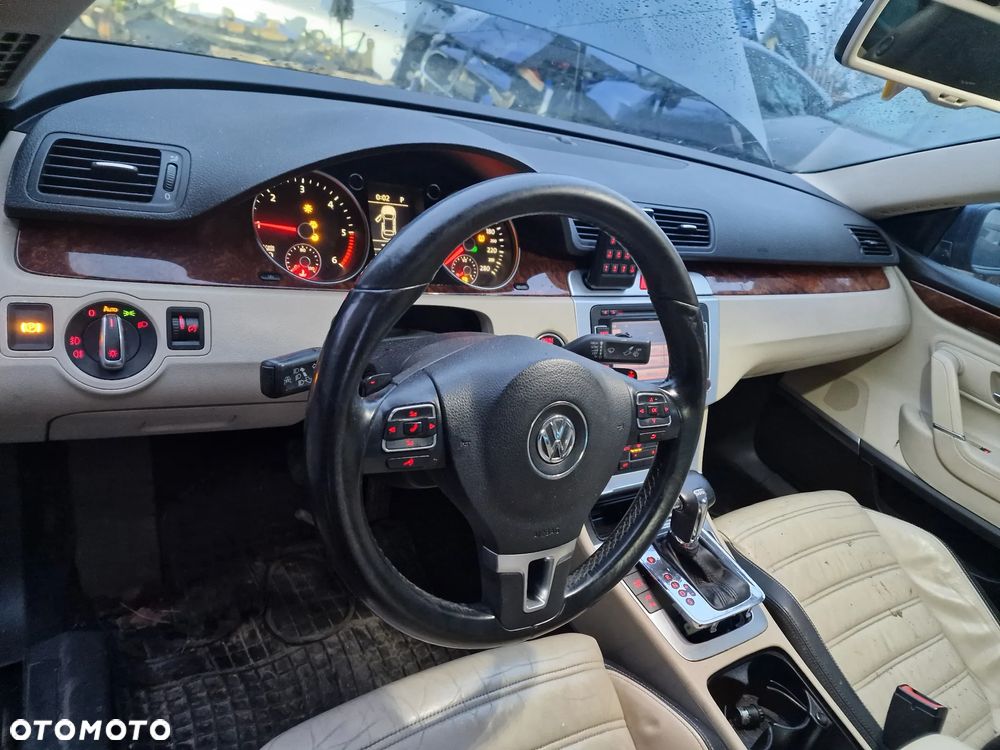 Konsola  kokpit  vw Passat  cc  08-12 oryginał - 2