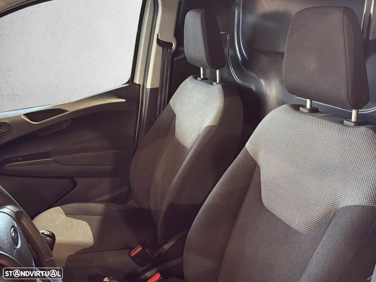 Ford Transit Connect - 7
