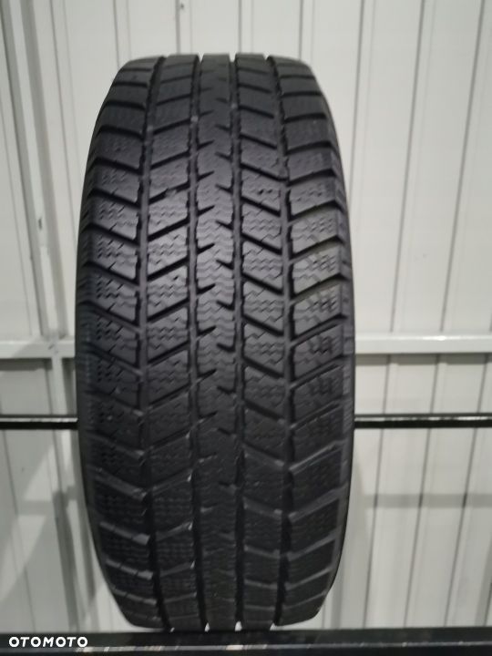 1x GT Radial Champiro Winterpro 175/55R15 2396