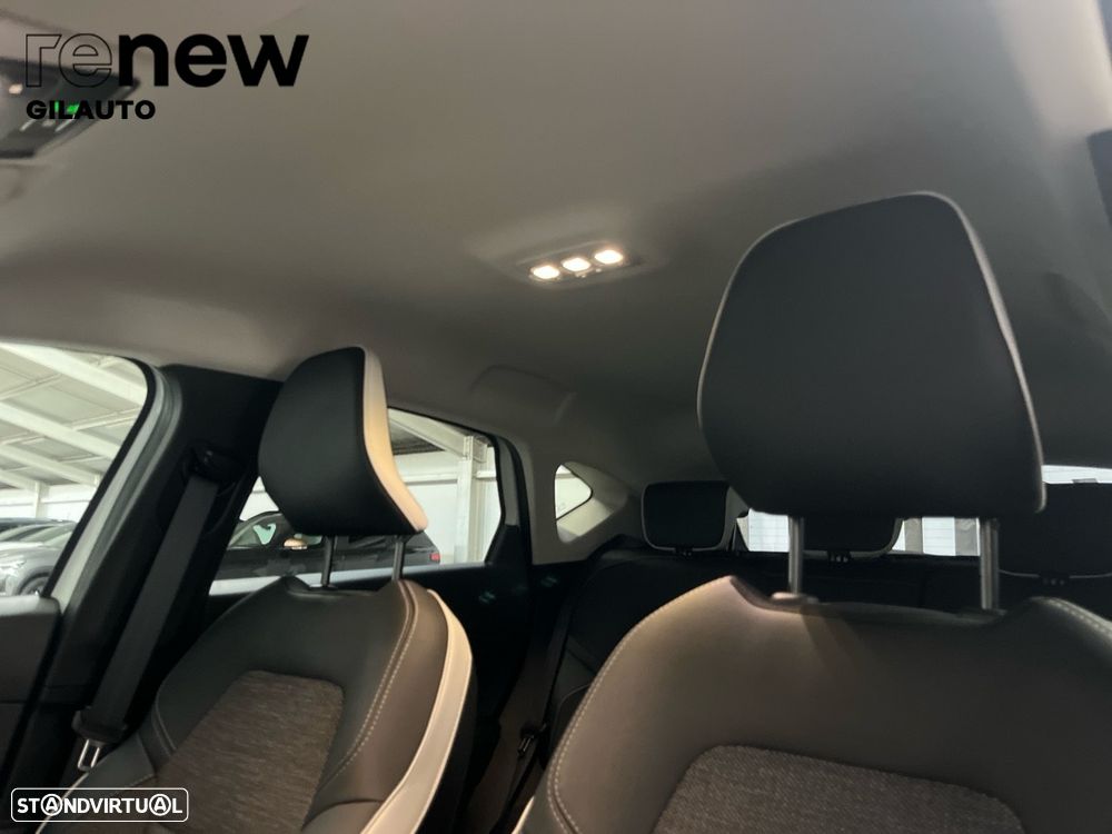 Renault Captur 1.0 TCe Techno Bi-Fuel - 21