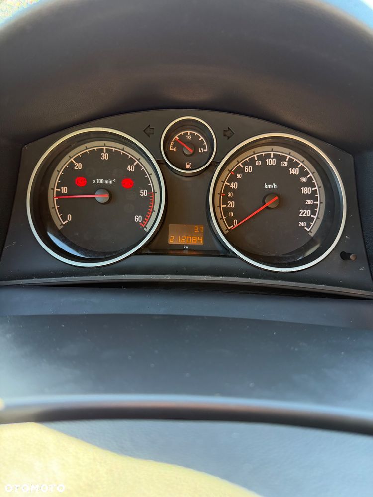 Opel Astra 1.7 CDTI DPF Exklusiv - 20