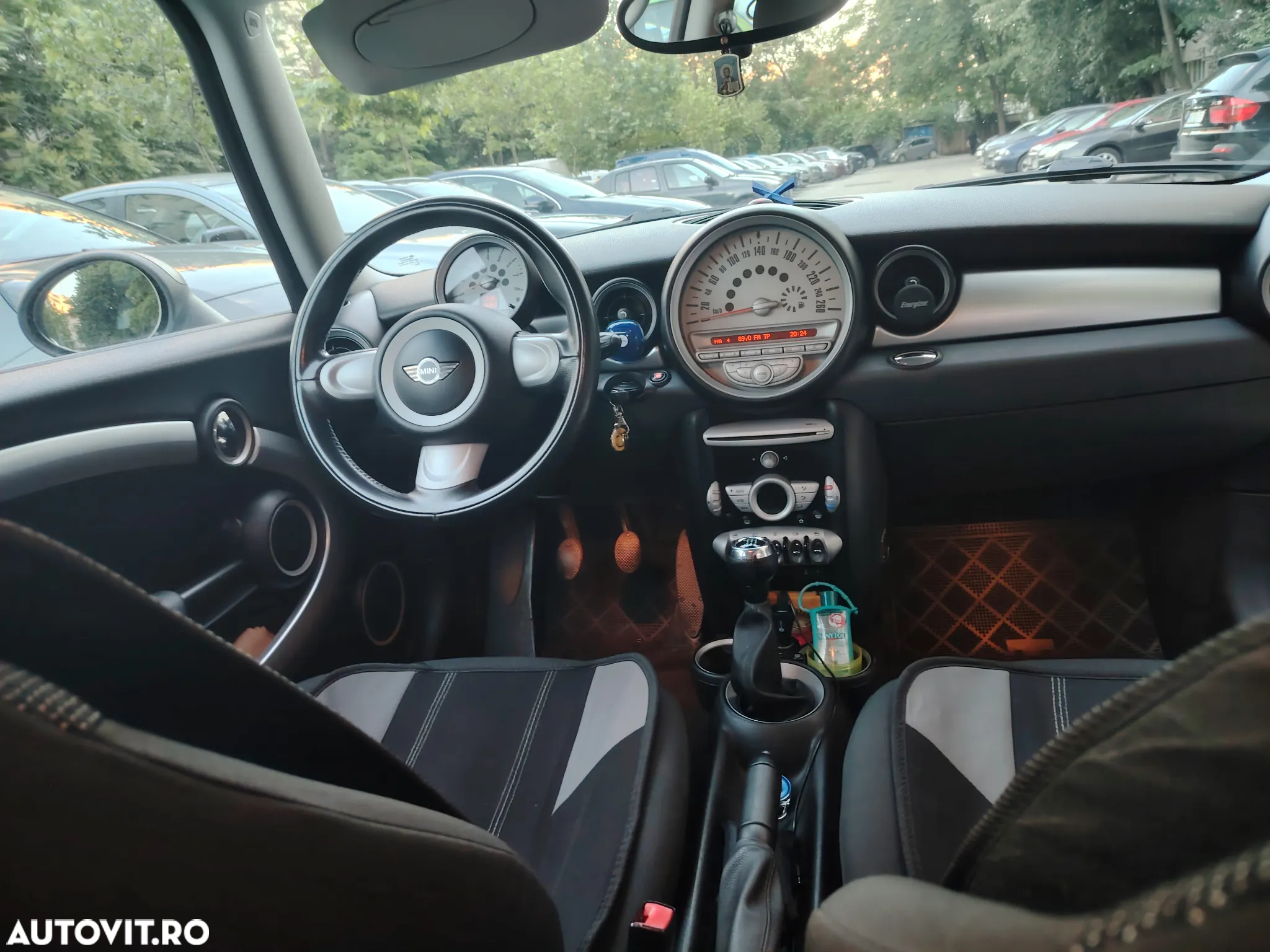Mini Clubman One - 10