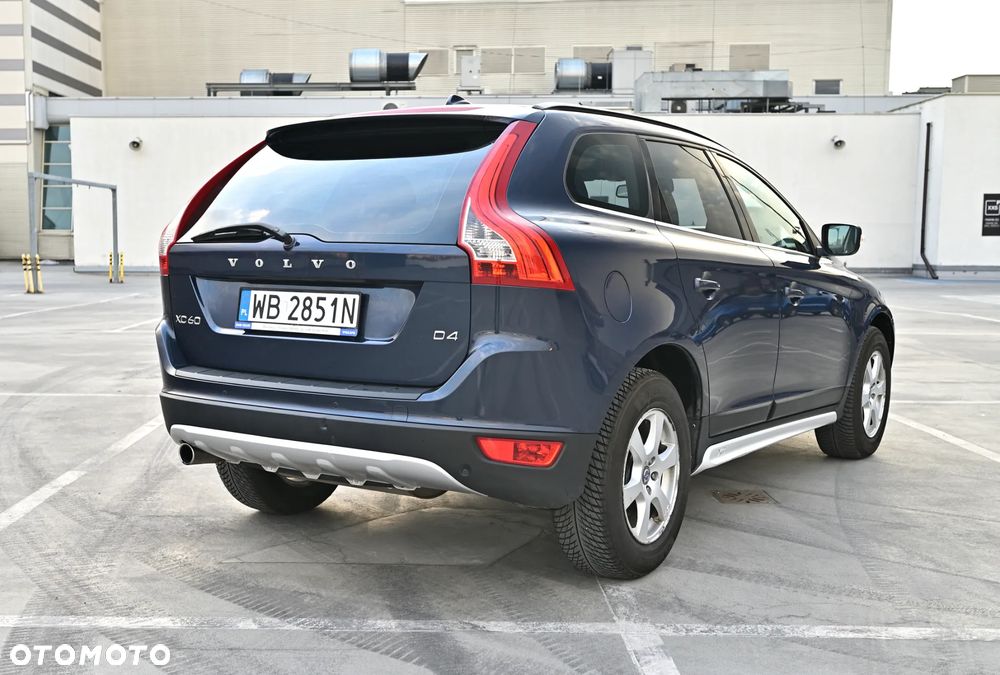 Volvo XC 60 D4 Momentum - 39