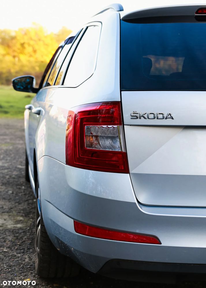 Skoda Octavia Combi 1.4 TSI Green tec Edition - 17