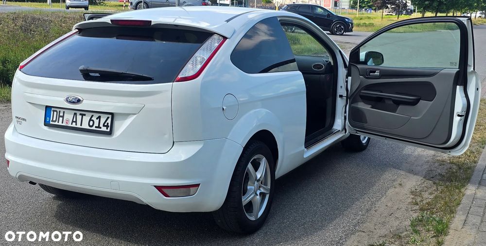 Ford Focus 1.6 16V Viva II - 17