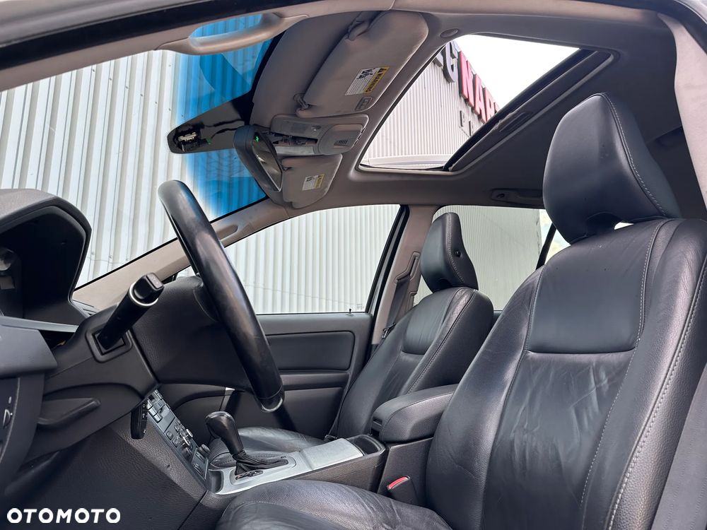 Volvo XC 90 3.2 AWD Geartonic Summum - 26