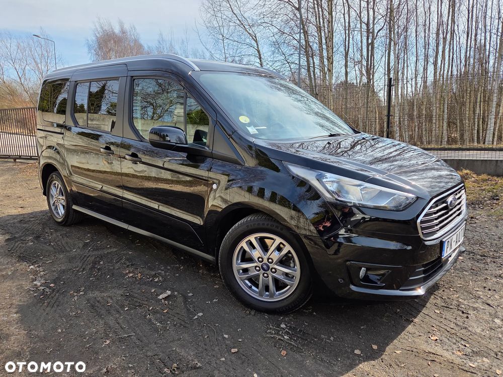 Ford Tourneo Connect Grand - 31