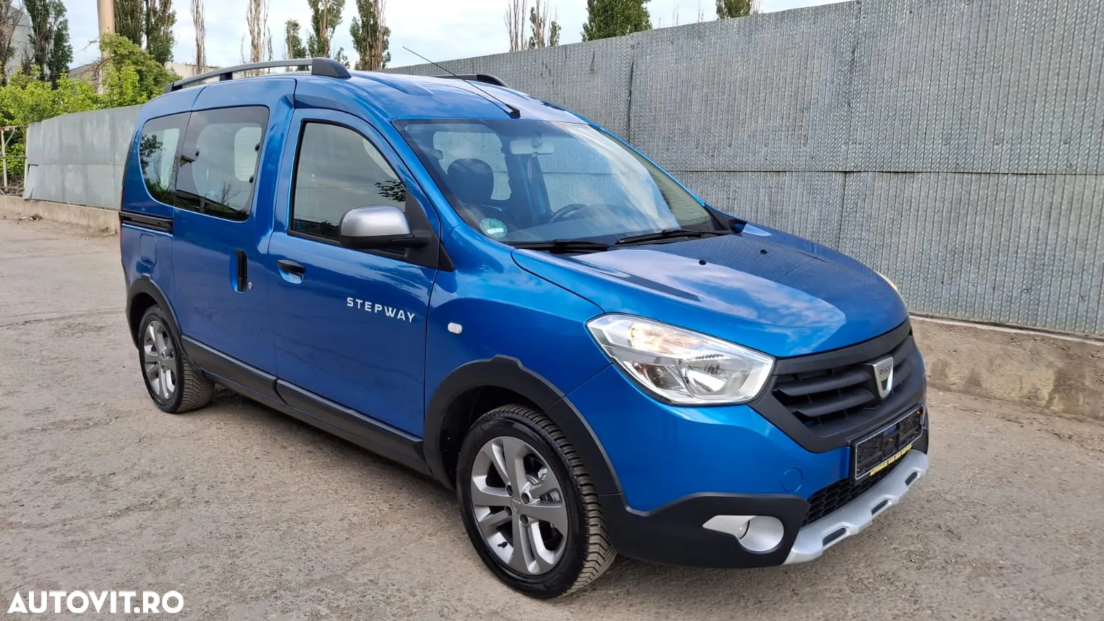 Dacia Dokker 1.2 TCe 115 CP Stepway - 6