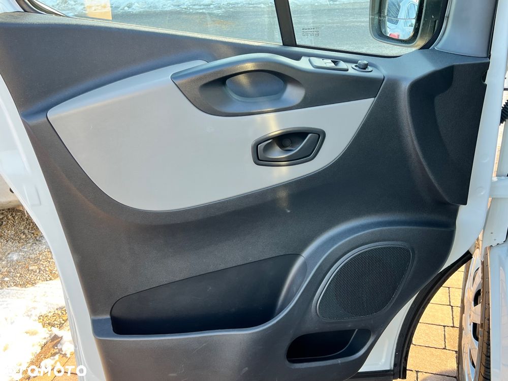 Renault Trafic Combi Expression - 19