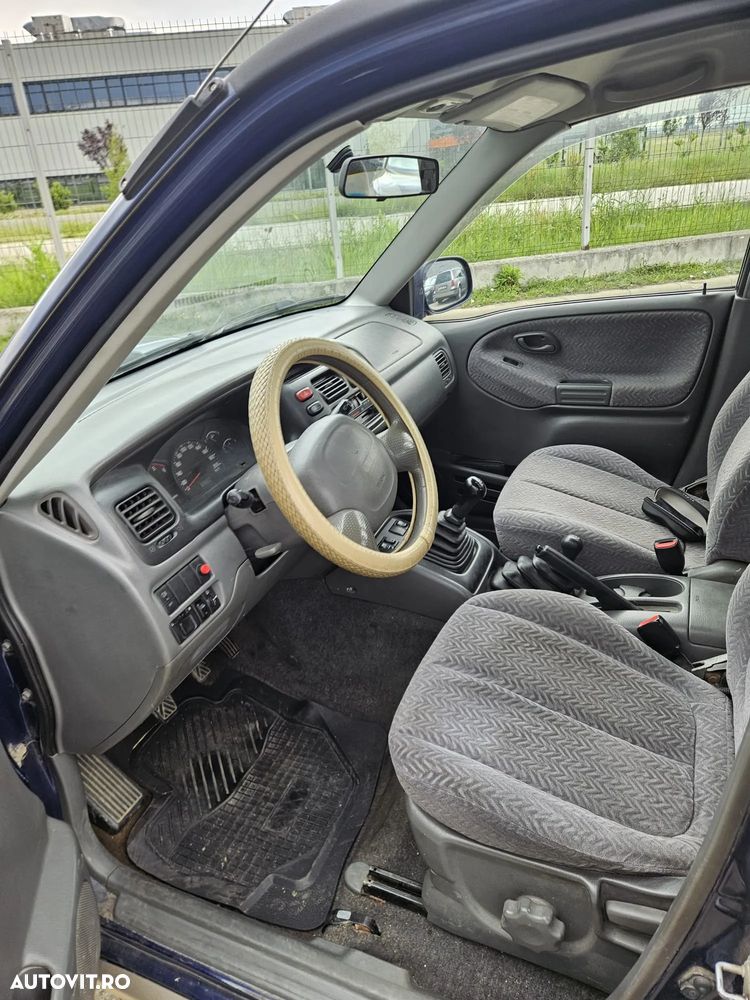 Suzuki Grand Vitara 2.0 TD - 7