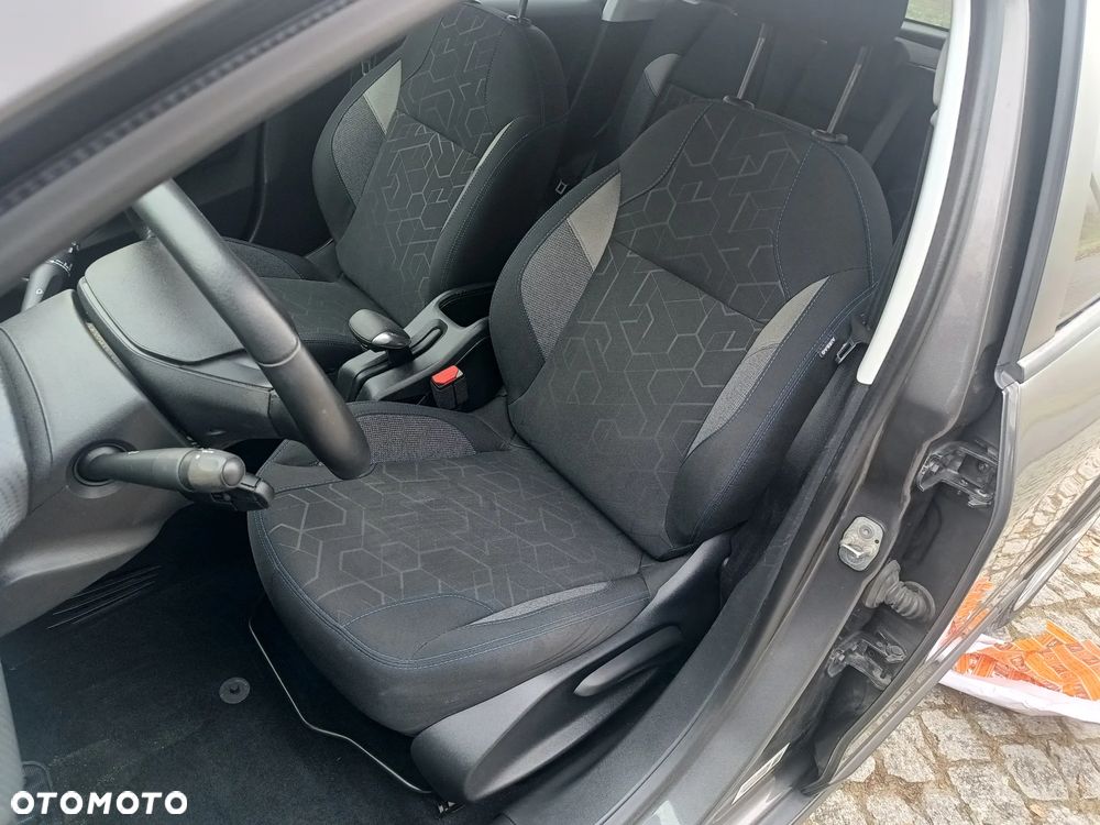 Peugeot 2008 PureTech 82 Signature - 16