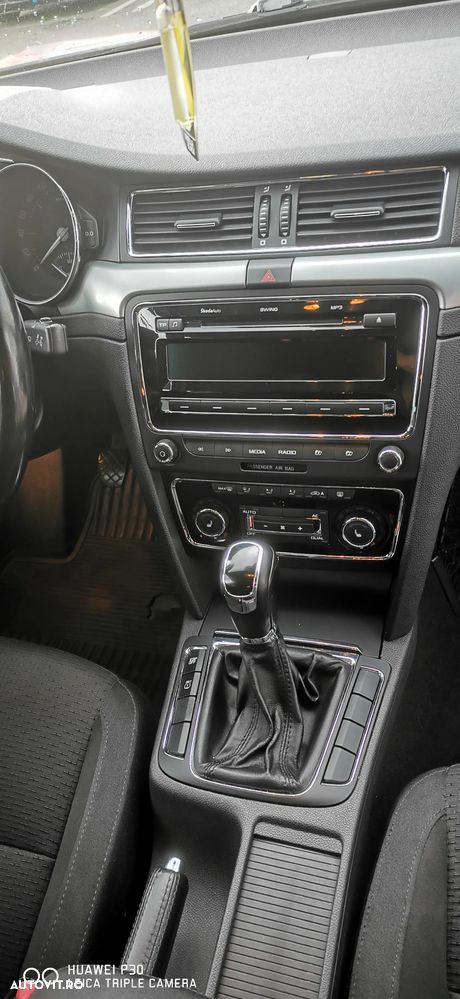 Skoda Superb 2.0 TDI Elegance - 6