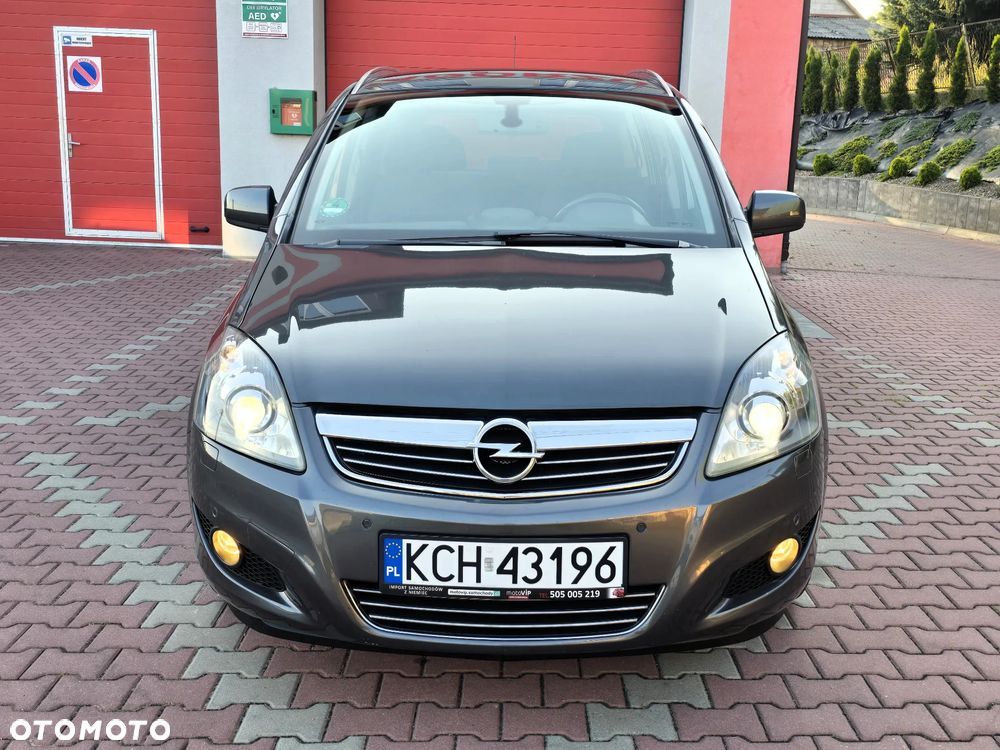 Opel Zafira 1.8 Innovation 110 Jahre - 13