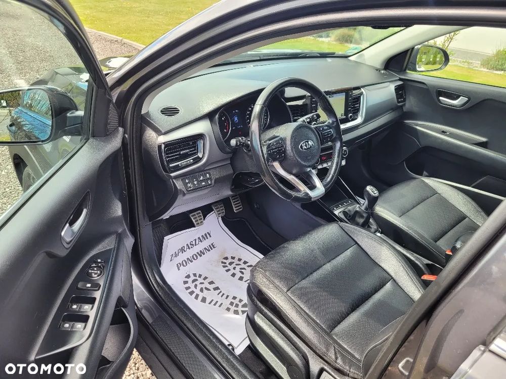Kia Stonic 1.0 T-GDI 120 Platinum Edition - 8
