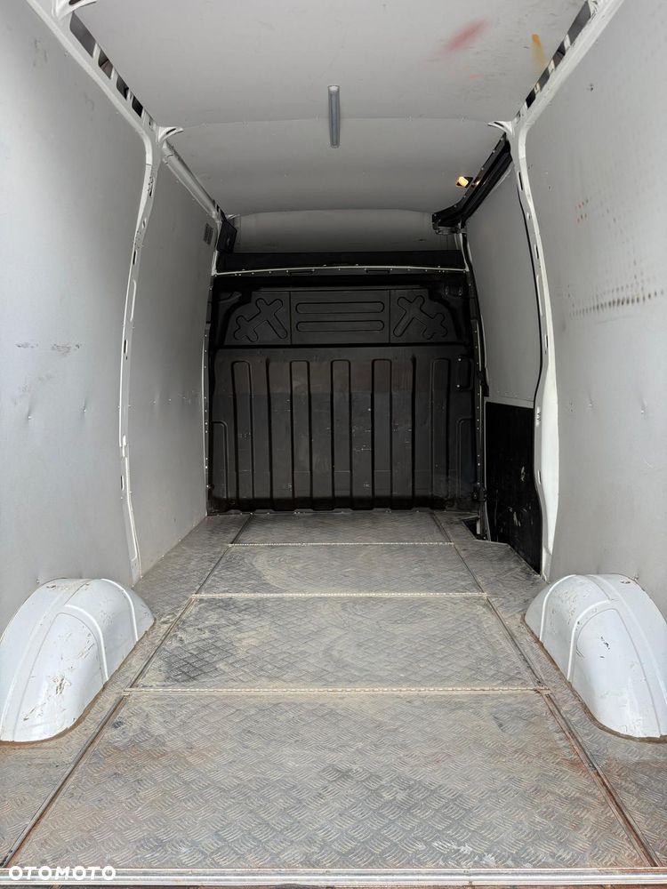 Iveco Iveco Daily 35S160, 2.3 160KM, L2H2, LED, HiMatic, Bardzo zadbane - 9